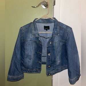 Women’s Cropped Denim Jacket